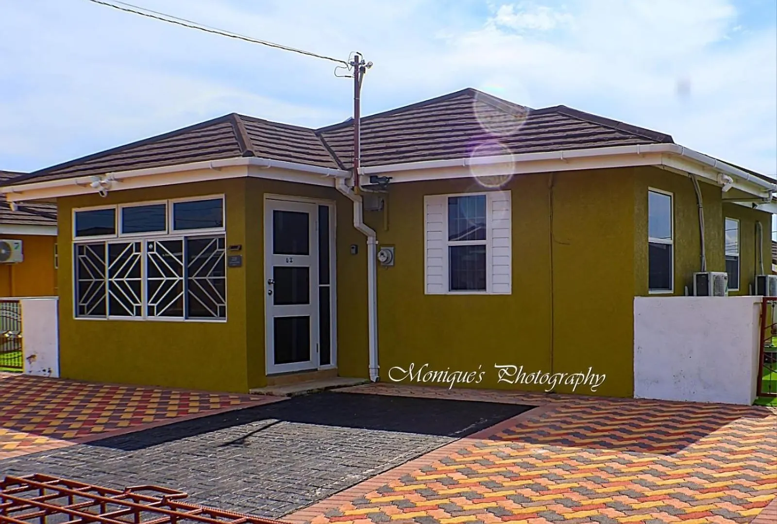 Harbour Oasis Retreat - Charming 2 Bedroom House Old Harbour